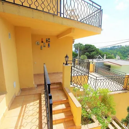 V&v Lloret- Ocells * Lloret de Mar