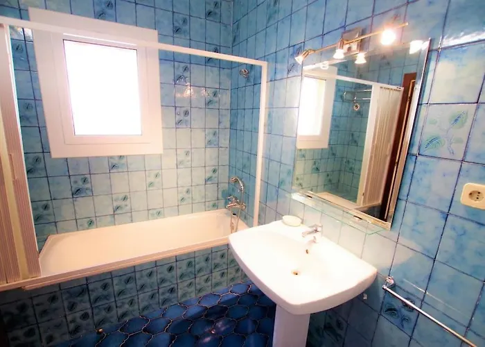 V&v Lloret- Ocells Lloret de Mar