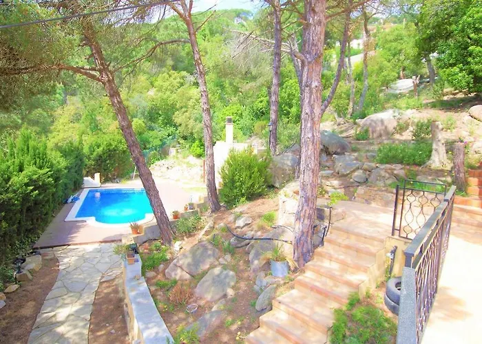 V&v Lloret- Ocells Villa